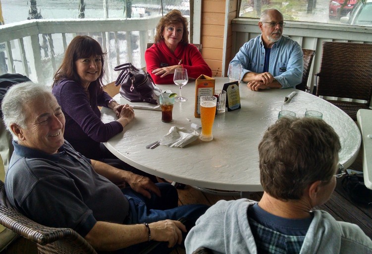 Boating? to Lunch at Sunset Grill